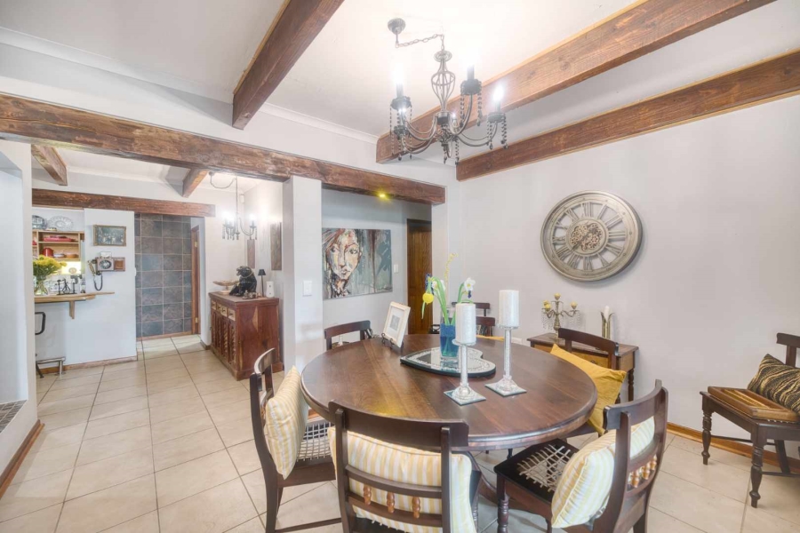 5 Bedroom Property for Sale in Fisherhaven Western Cape